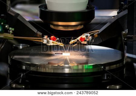 Analytical Probe Station For Probing Small Geometries Or Lower Powered Optics For Probing Bonding Pa