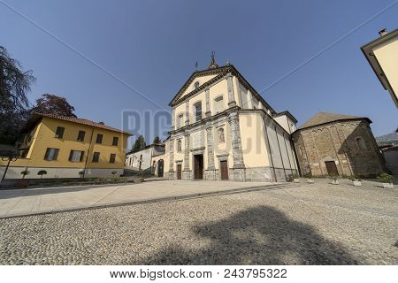 Oggiono, Italy: Historic Monuments