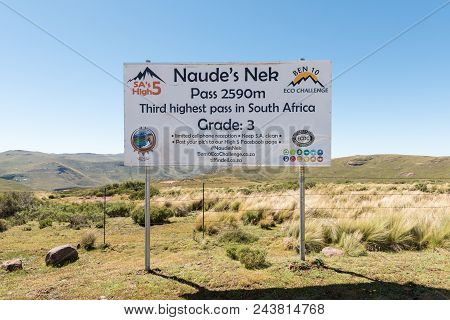 Naudes Nek Pass, South Africa - March 27, 2018: An Information Board At The Top Of The Naudes Nek Pa