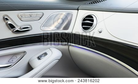 Ac Ventilation Deck Luxury Car Interior. Door Handle With Power Seat Contol Buttons Of A Luxury Pass