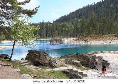 Flims, Switzerland - May 22, 2016: Lake Caumasee On May 22, 2016 In Flims, Switzerland. It Is A Popu