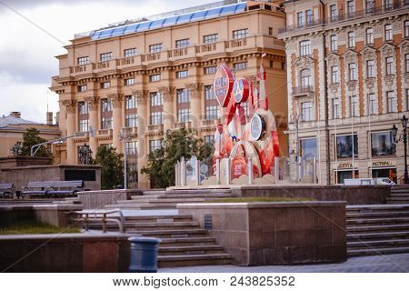 Moscow, Russia - May 31, 2018: Clock Countdown To World Cup-2018 On Manege Square Winter.