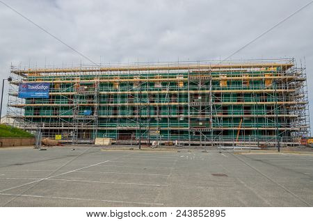 Rhyl, Uk: June 3, 2018: Building Work Is Underway On The New Travelodge Which Is Being Constructed O