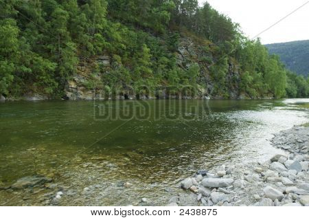 Vilde Norge floden