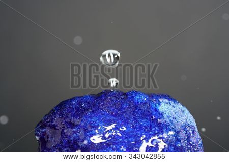 The Agate Is A Semi-precious Stone. It Is A Microcrystalline Variety Of Quartz.