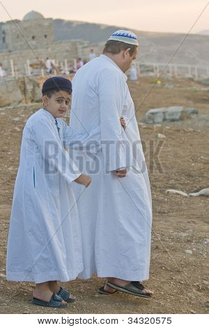 Fedakar Shavuot dua