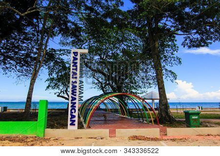 Kuala Penyu,sabah,malaysia-dec 21,2019:view Of Sawangan Beach Park In Kuala Penyu,sabah Borneo,malay
