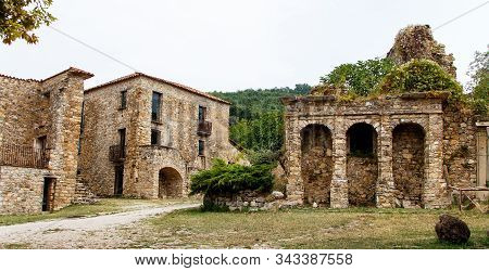 Roscigno Vecchio - Ghost Town In Cilento