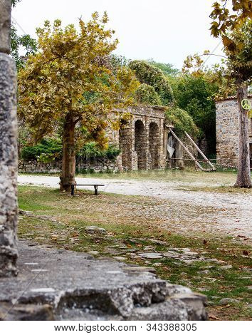 Roscigno Vecchio - Ghost Town In Cilento