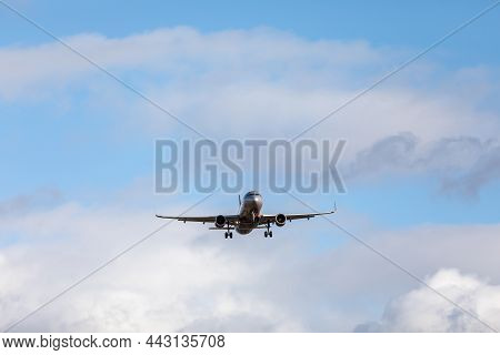 Aeroflot Airbus A320 Registration Vp-bkp. Plane Take Off Or Landing In Sheremetyevo International Ai