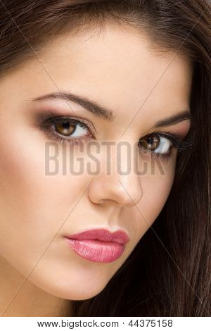 Smuk kvinde med aften Make-up
