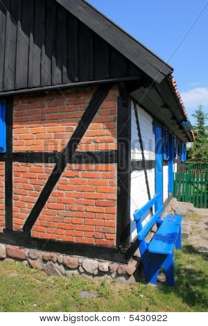 A keretes hagyományos ház