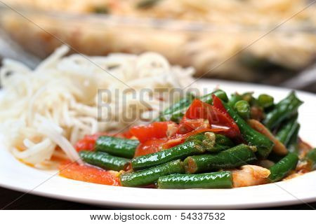 Noodles With Curry Of Yard Long Bean