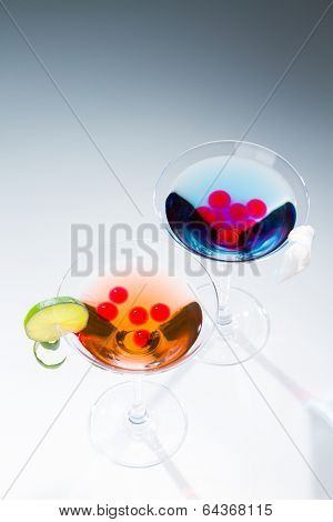 Molecular mixology - Cocktail with juice sphere
