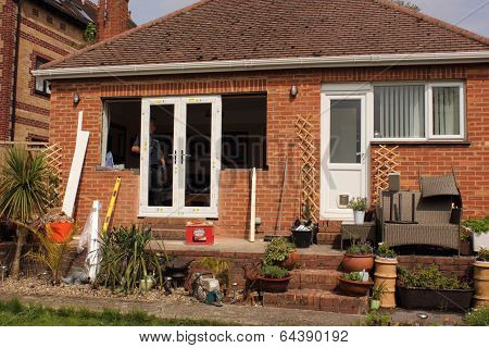 Fitting new plastic windows and doors