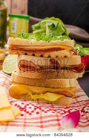 Reuben Sandwich With Cabbage, Beef And Spicy Dressing