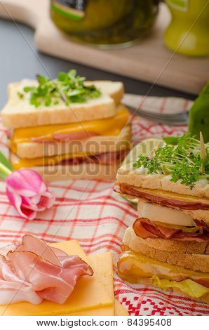 Reuben Sandwich With Cabbage, Beef And Spicy Dressing