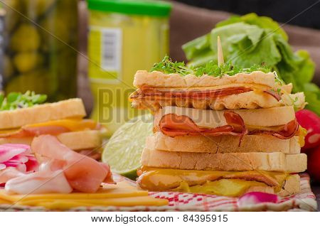 Reuben Sandwich With Cabbage, Beef And Spicy Dressing
