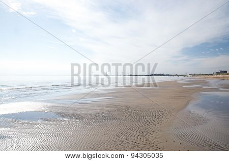 Coastal wind power turbines