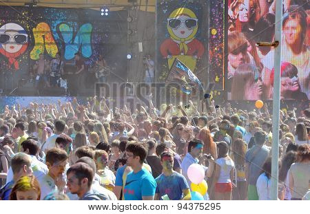 ST. PETERSBURG, RUSSIA - JUNE 13, 2015: Festival of colors at stadium Kirovets in Saint Petersburg 1