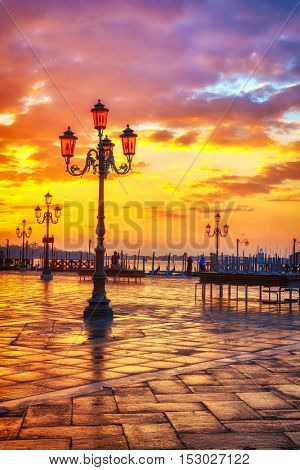 Piazza San Marco at sunrise, Vinice, Italy