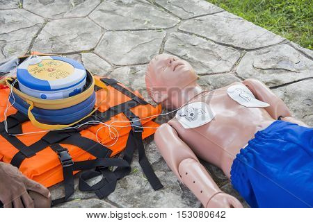 CPR and AED training child dummy drowning case