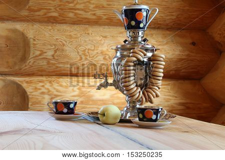Composition with samovar / The samovar is on the table