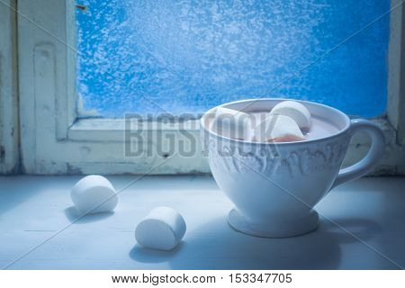 Enjoy Your Hot Christmas Chocolate With Marshmallows