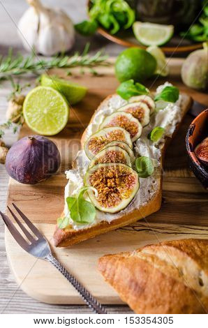 Fresh Baguette With Figs