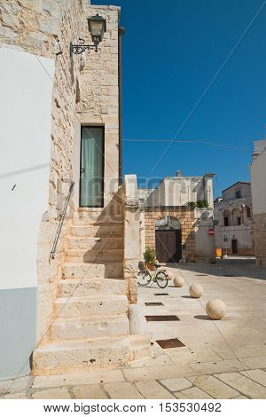 Alleyway. Sammichele di Bari. Puglia. Southern Italy.