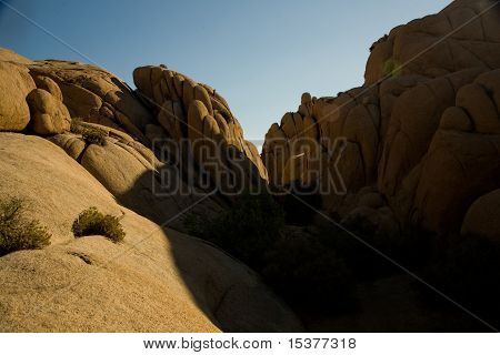 rocce scenici nella luce pomeridiana