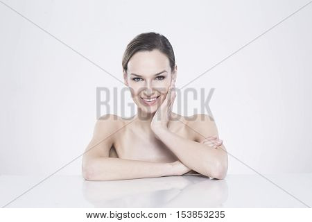 Naked Brunnete Smiling