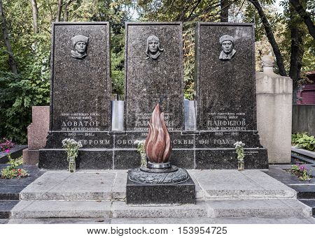 Moscow Russia -September 102016: Novodevichye Cemetery.Grave to the heroes of the defense of Moscow in 1941: Major General Panfilov and Dovator lieutenant Talalikhin