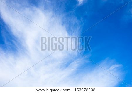 Beautiful cloud and the blue October sky.