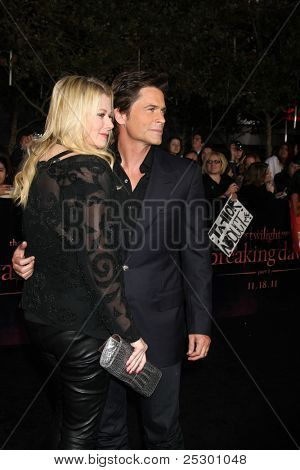 LOS ANGELES - NOV 14: Rob Lowe ankommer til den 