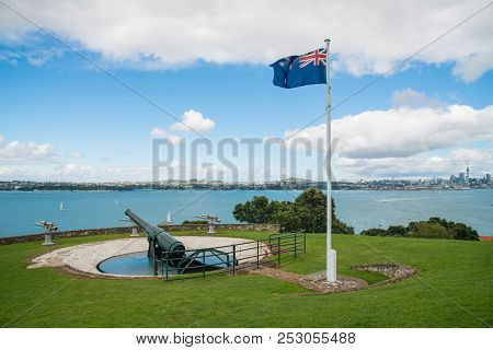 South Battery, A Well-preserved Example Of A Disappearing Gun On North Head The Old Volcanic In Devo