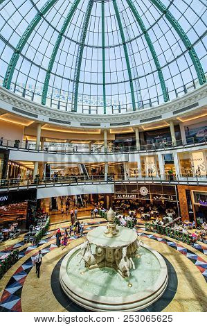 Dubai, Uae - April 07: Mall Of The Emirates Interior April 07, 2017 In Dubai, United Arab Emirates. 