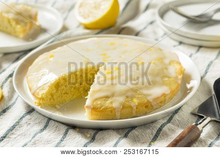 Sweet Homemade Yellow Lemon Lemoncello Cake