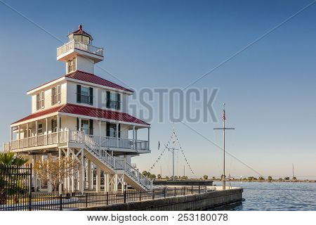 New Orleans, Usa - Nov 26, 2017: View Of The Iconic New Canal Lighthouse And Lake Pontchartrain.