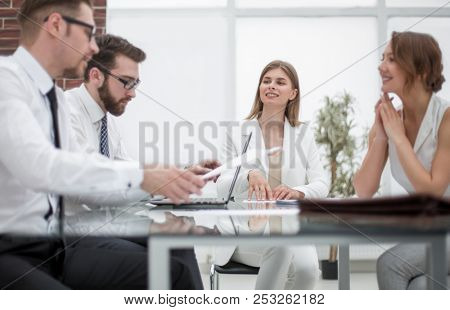 business team using laptop to get new informatio