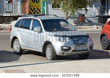 Krasnoyarsk, Russia - August 11, 2018: Lifan X60 Car Is Parked Near Carrying Out The Building Of Reg