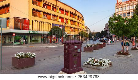 Balkan City Life