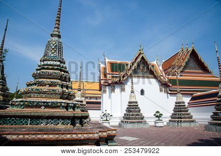 Bangkok,thailand - April 15,2018 : Wat Phra Chetupon Vimol Mongkolam Ratchaworaviharn Is Considered 