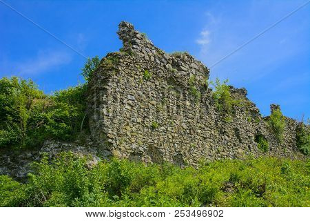 Ancient Ruins Of The Castle Of The Town Of Khust (dracula Castle). A Huge And Powerful Castle That P