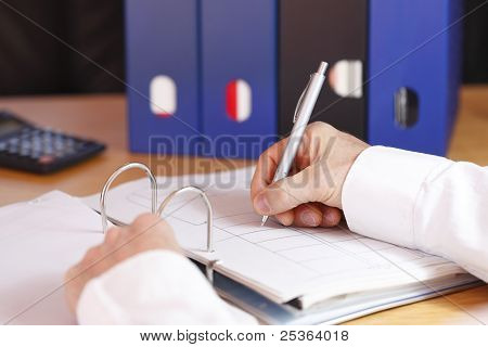 pracovní stůl