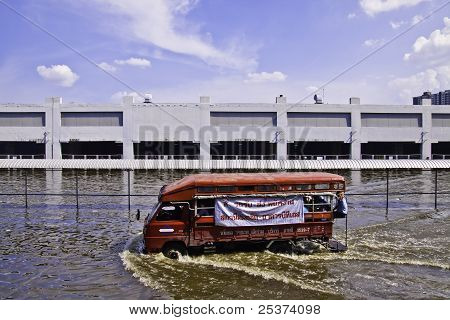 Alluvione tailandese