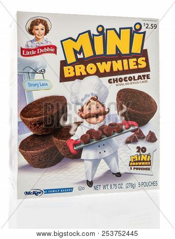 Winneconne, Wi - 13 August 2018: A Box Of Little Debbie Mini Brownies In Chcocolate Flavor On An Iso