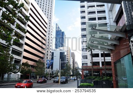 Traffic Road And Australian People Walking Besign Road On Hay Street At Front Of Morning Glory Shopp