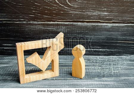 The Struggle For The Presidency. Candidates For Elections. Democratic Process. Political Race. Refer