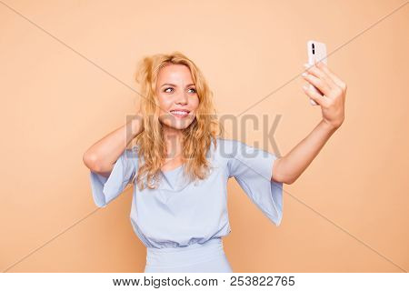 Close Up Photo Portrait Of Nice Glad Good-looking Pretty Attractive Lady Taking Selfie On Modern Sty